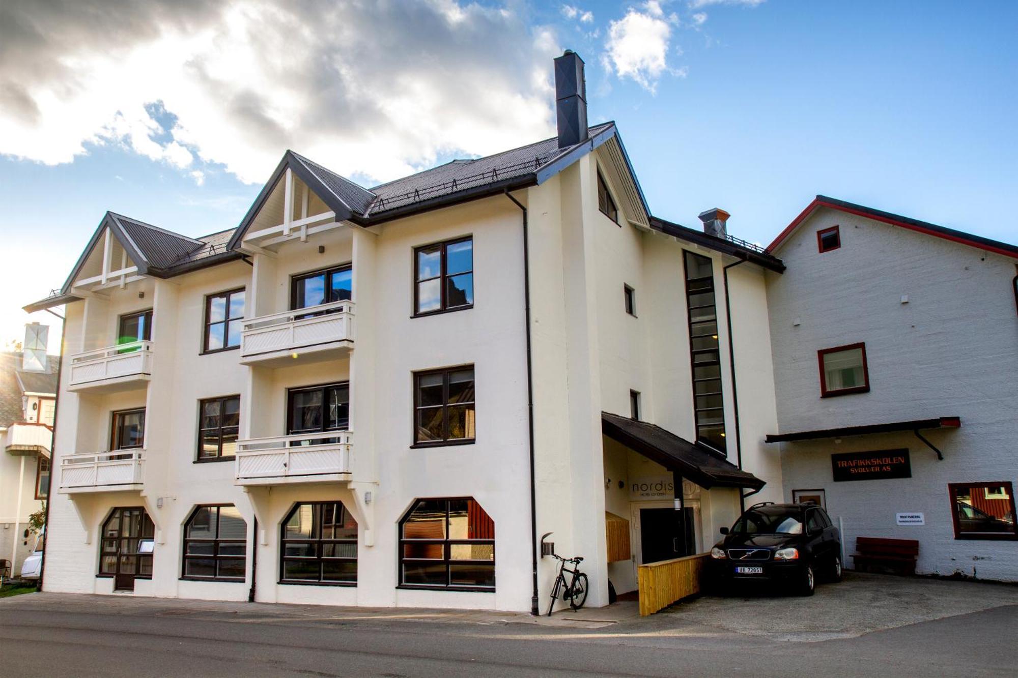 Fast Hotel Lofoten Svolvær Buitenkant foto