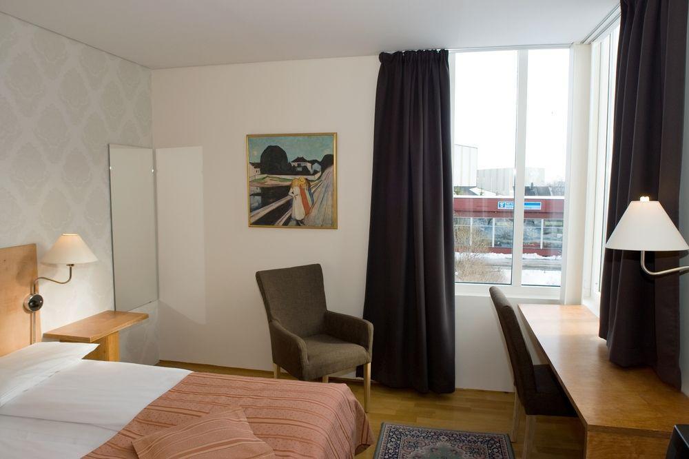 Fast Hotel Lofoten Svolvær Buitenkant foto